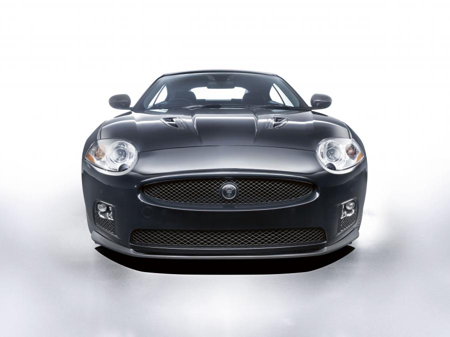  Jaguar XKR-S 2008 года  (фото 6 из 27)